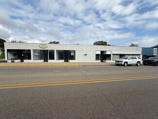 Waukegan, IL Office/Retail, Retail - 814-824 Glen Flora Ave Waukegan, IL Office/Retail, Retail - 814-824 Glen Flora Ave