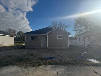 7x Wellington Ave + 21 Potential Studios