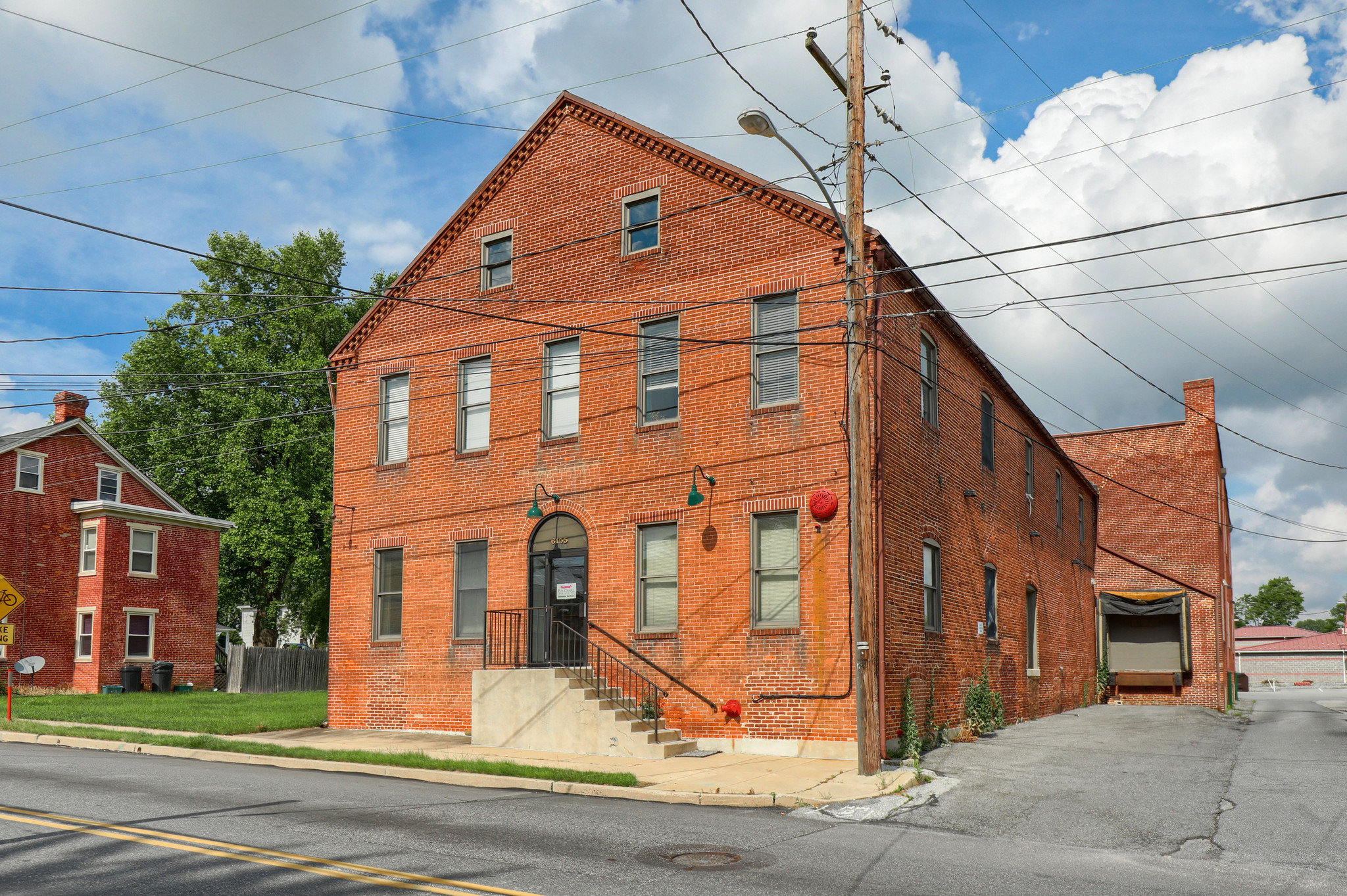 6155-6165 E Main St, East Petersburg, PA for Rent