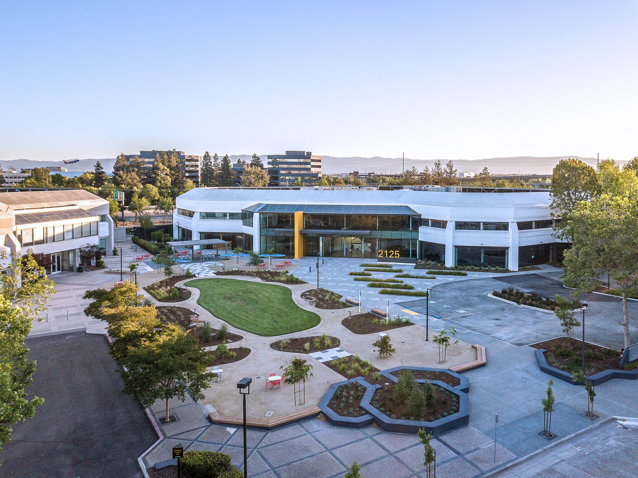 2125 O'Nel Dr, San Jose, CA for Rent