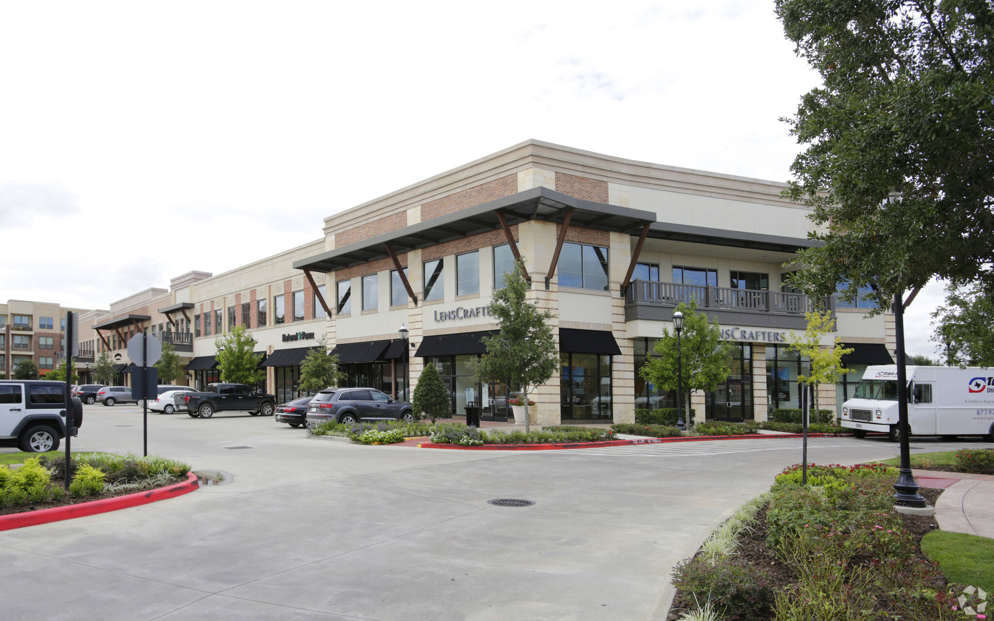 2717 Commercial Center Blvd, Katy, TX for Rent