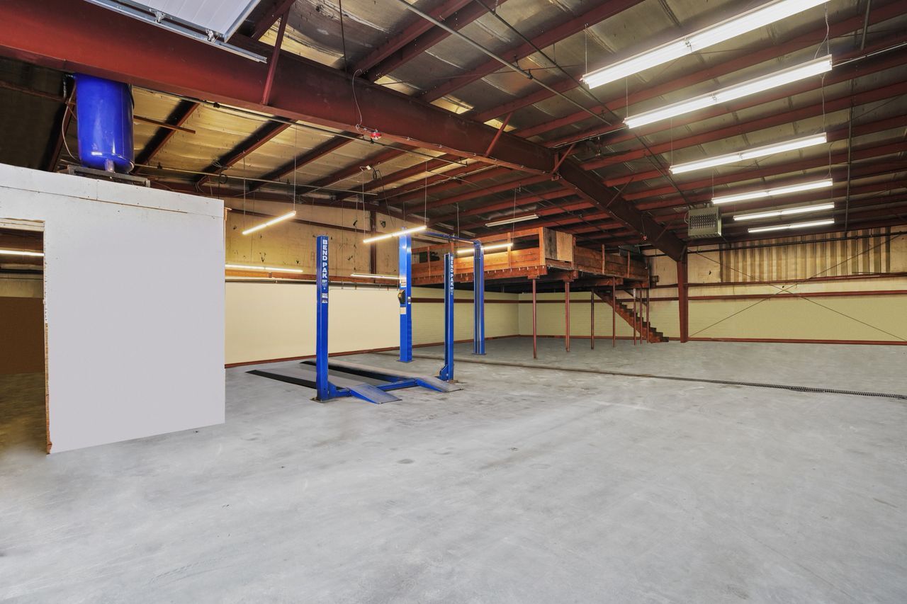 6 Lark Industrial Pky, Greenville, RI for Rent