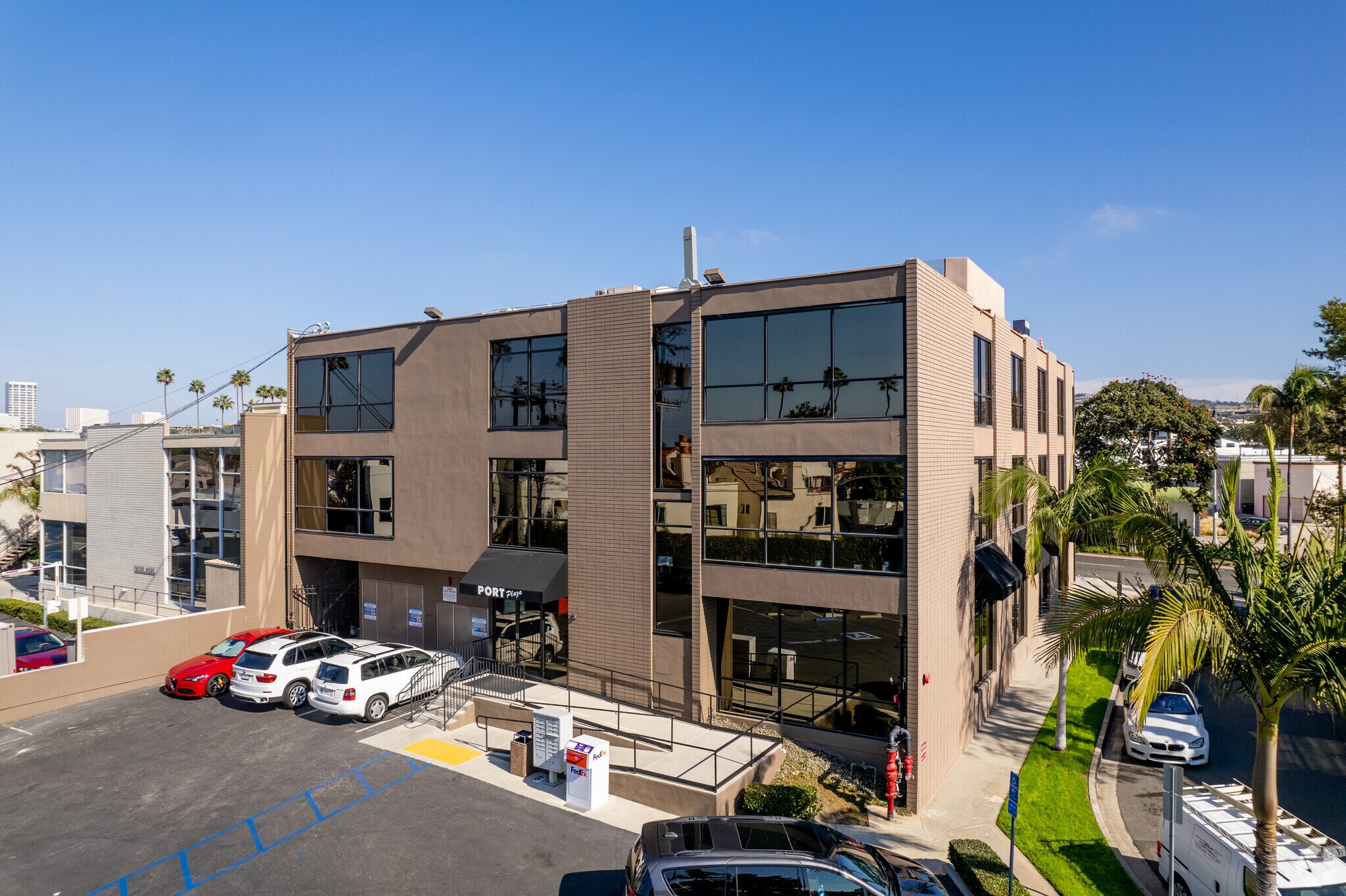 2865-2867 E Coast Hwy, Corona del Mar, CA for Rent
