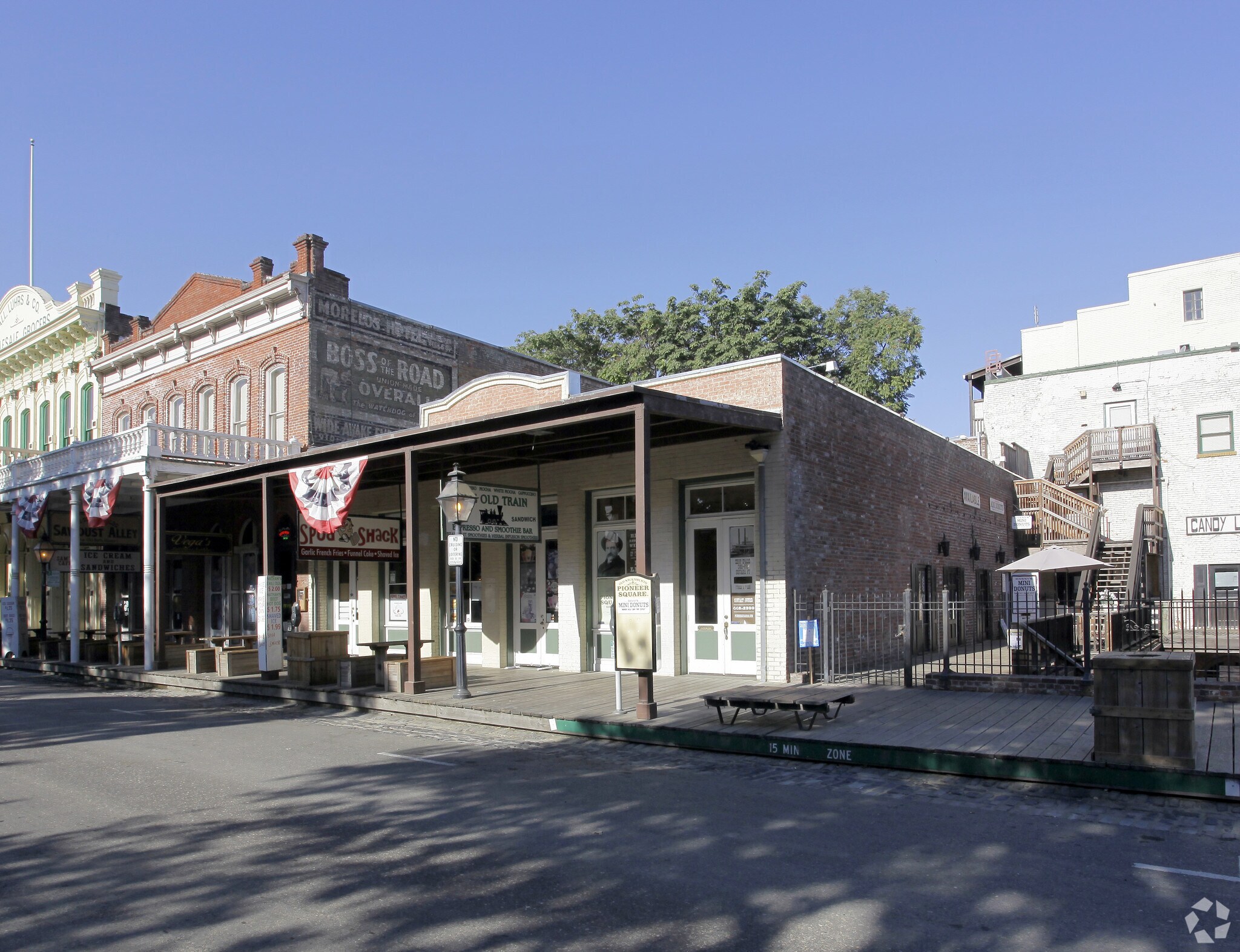 900-906 2nd St, Sacramento, CA for Rent