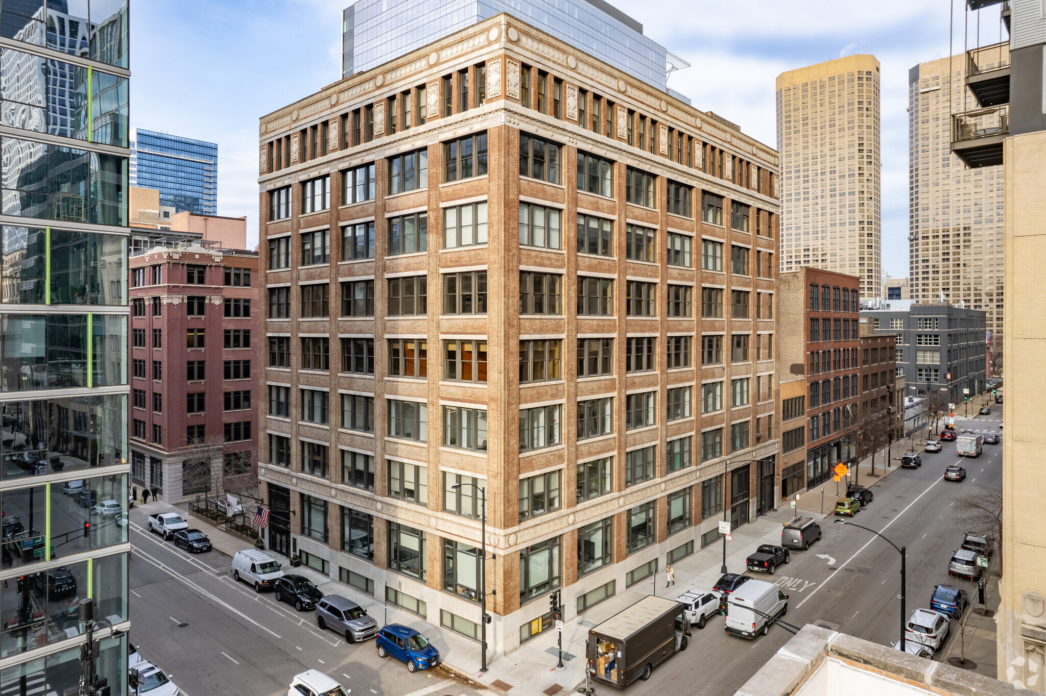 600 W Jackson Blvd, Chicago, IL for Rent