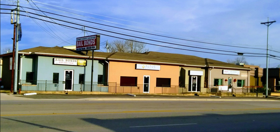203-209 S Water St, Burnet, TX for Rent