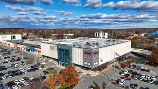 Paramus, NJ Retail - 34 E Ridgewood Ave Paramus, NJ Retail - 34 E Ridgewood Ave