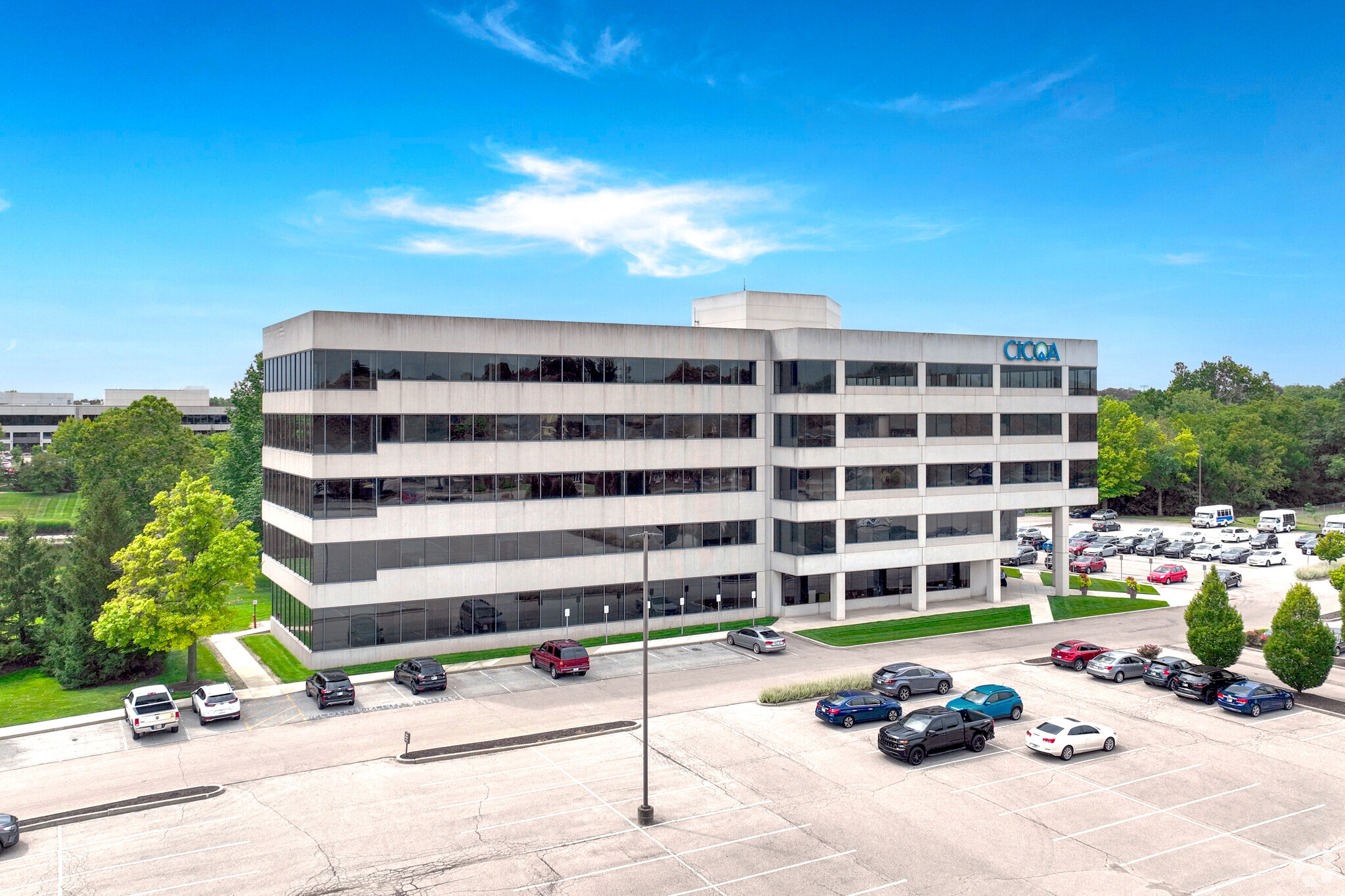 8440 Woodfield Crossing Blvd, Indianapolis, IN for Rent