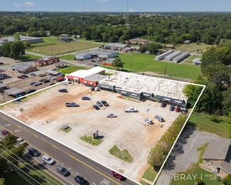 Van, TX Retail - 488 W Main St