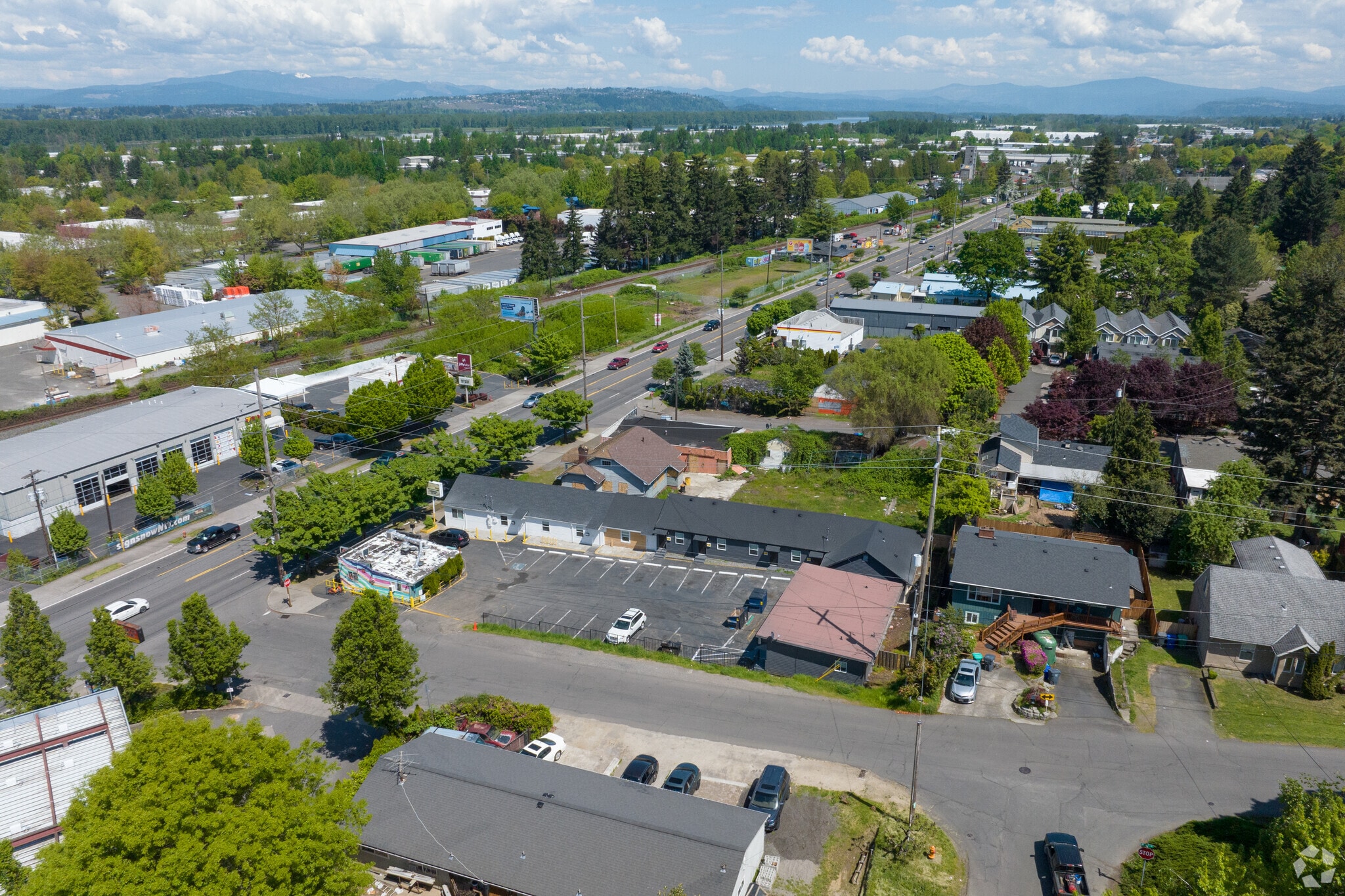 11518 NE Sandy Blvd, Portland, OR for Sale