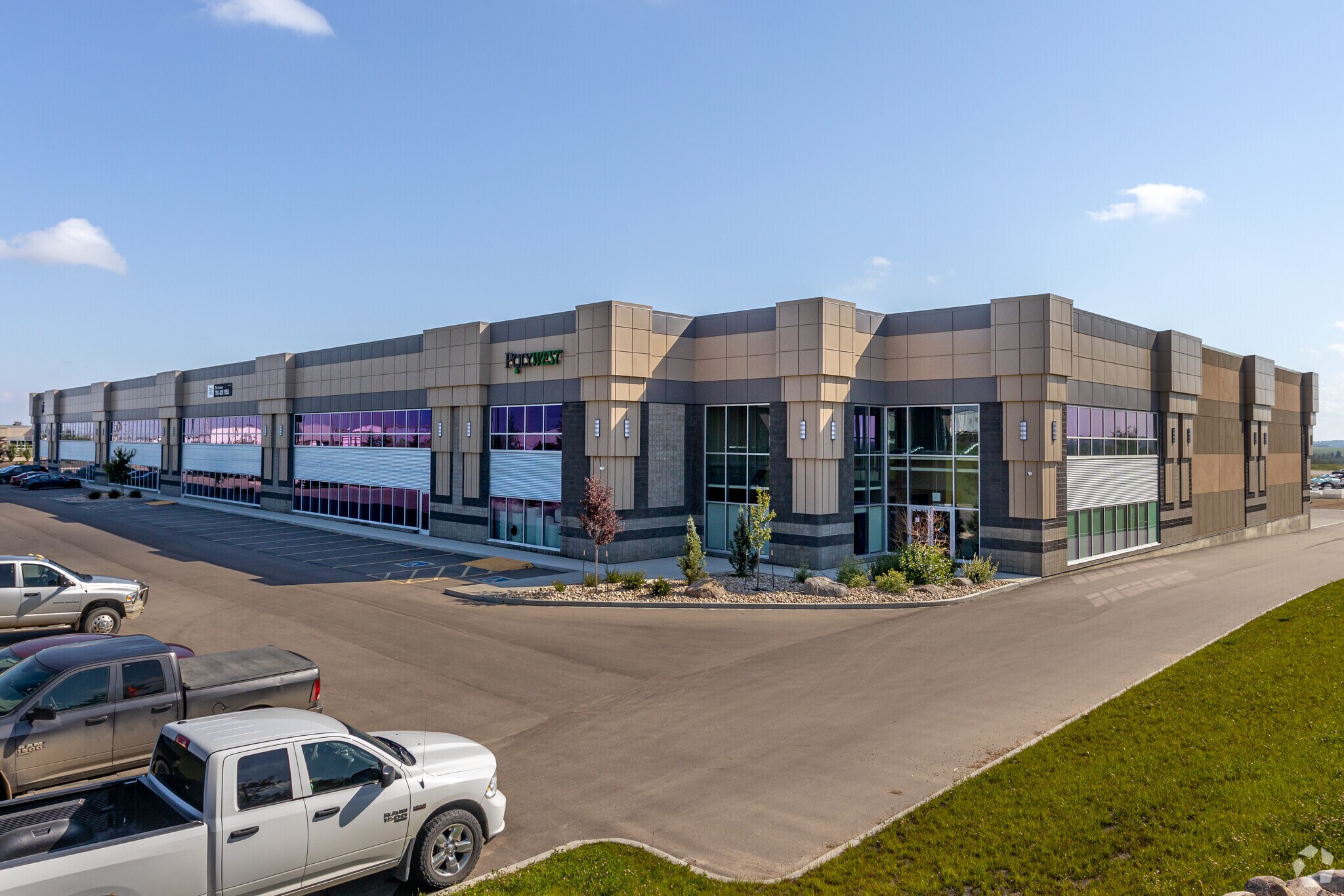 2305 9 St, Nisku, AB for Rent