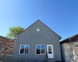 Yutan, NE Retail - 105 W Vine St