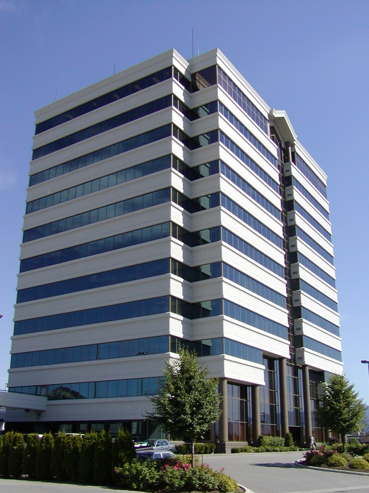 1708 Dolphin Av, Kelowna, BC for Rent