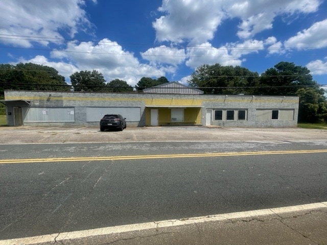 461-465 W Centennial St, Spartanburg, SC for Sale