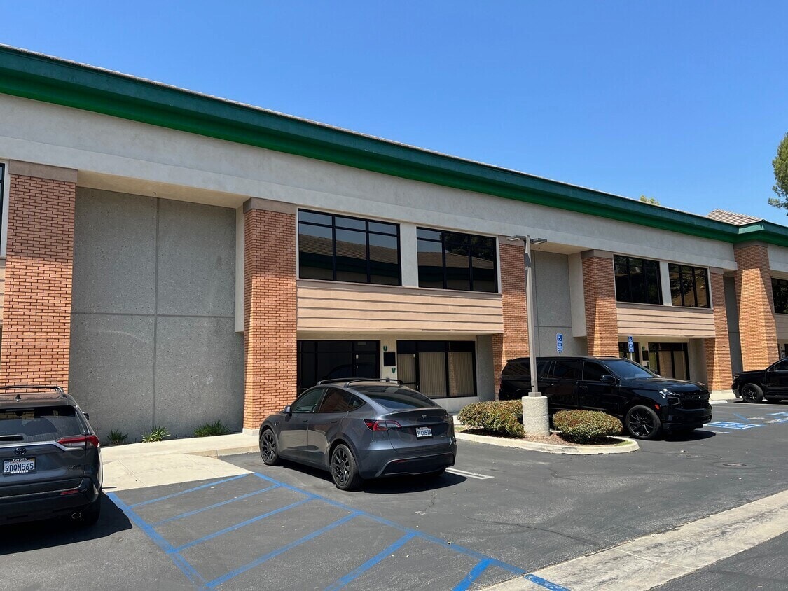 5304 Derry Ave, Agoura Hills, CA for Rent