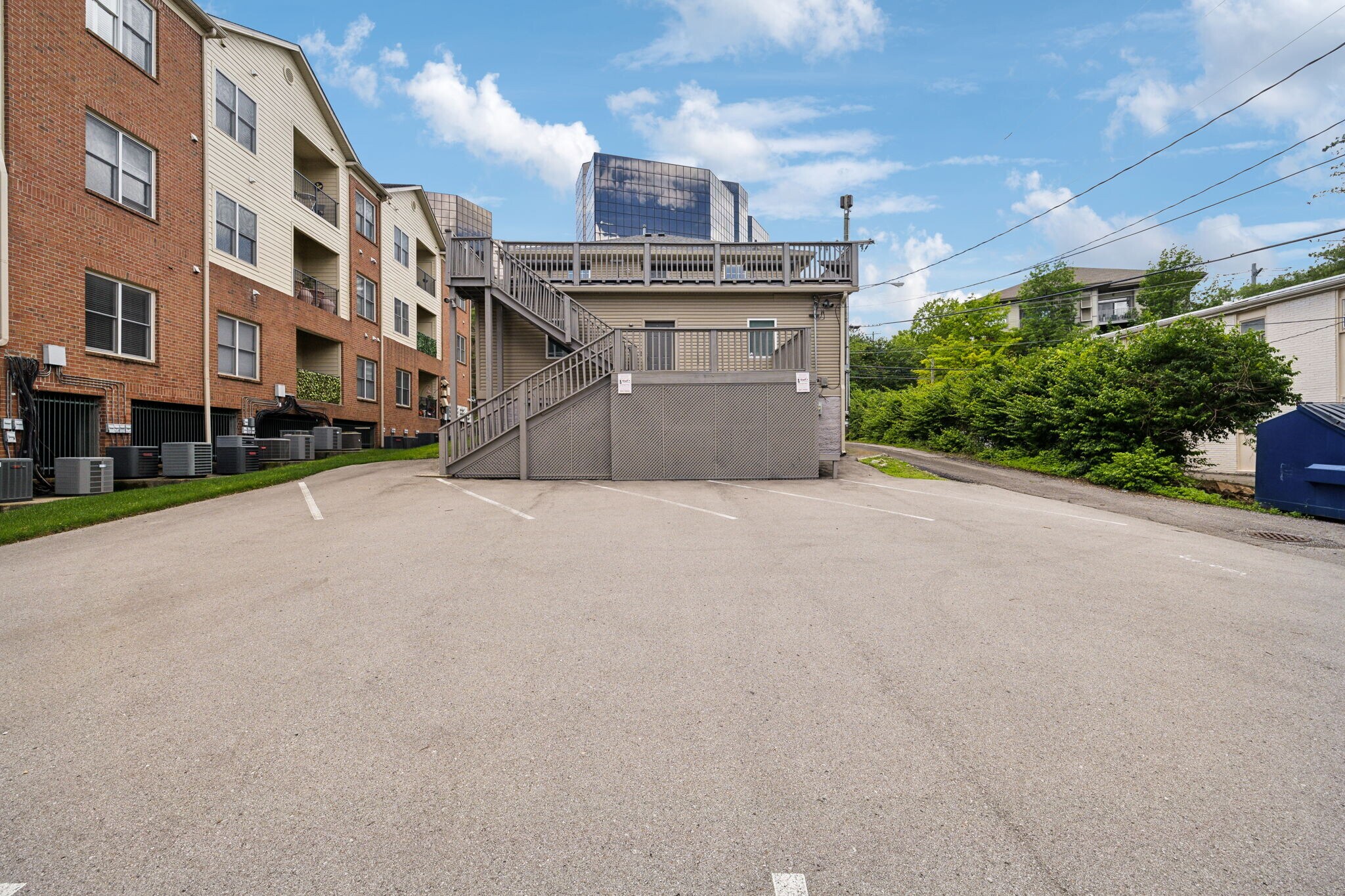 120 31st Ave N, Nashville, TN for Sale