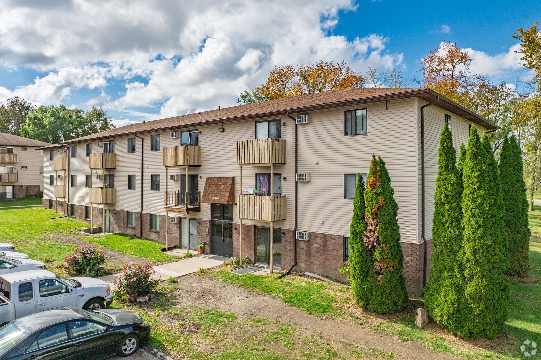 4210 Hubbell Ave, Des Moines, IA for Sale