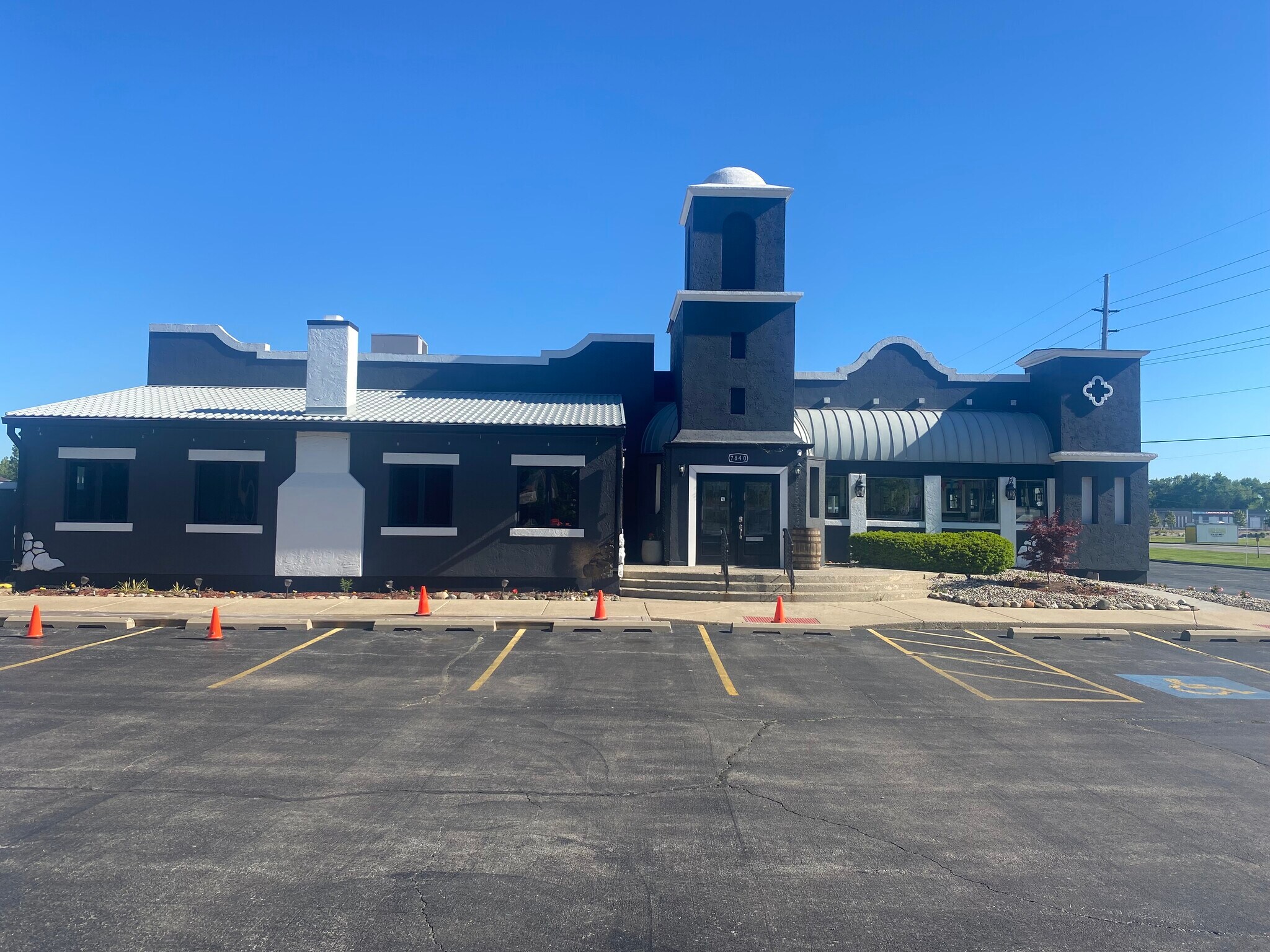 7840 Wicker Ave, Saint John, IN for Rent