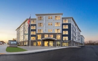 Nashua, NH Retail - 4 Sanders St