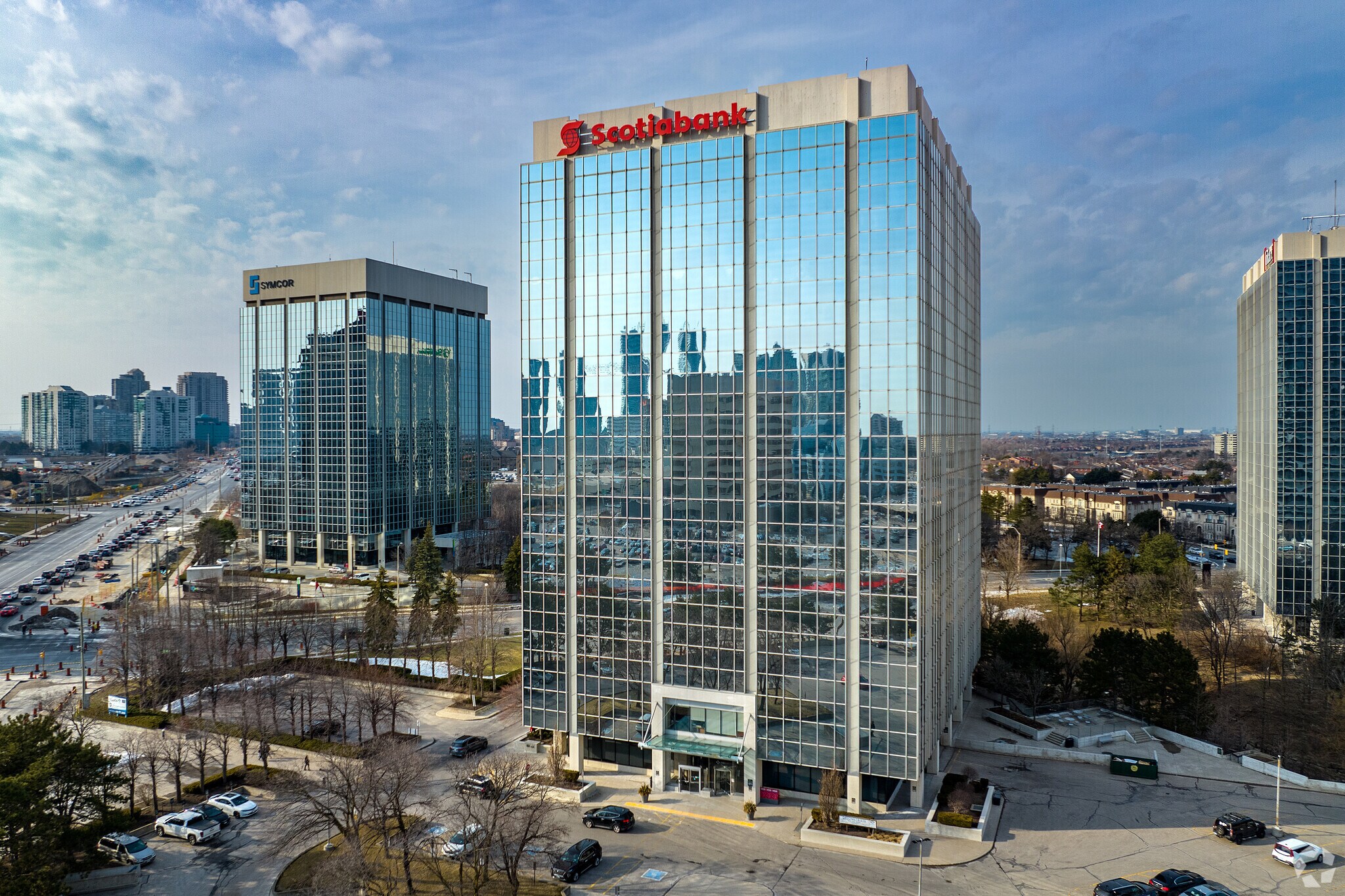 2 Robert Speck Pky, Mississauga, ON for Rent