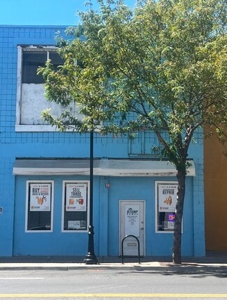 Provo, UT Retail - 32 S Freedom Blvd