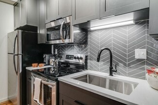 Saint Paul, MN Apartments - 282 6th St E