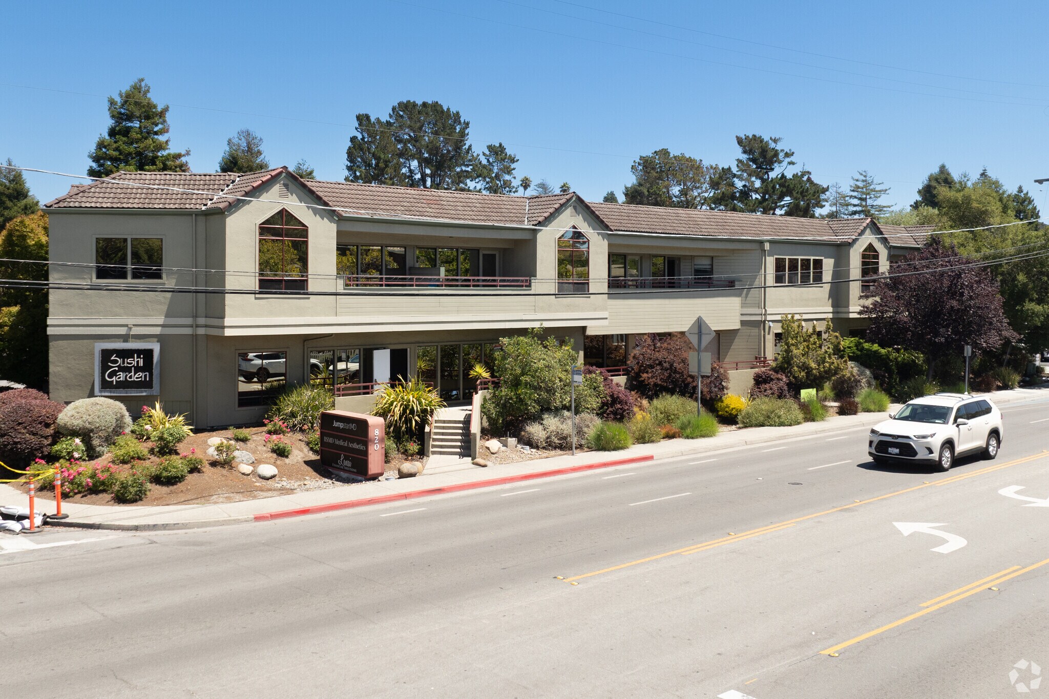 820 Bay Ave, Capitola, CA for Rent