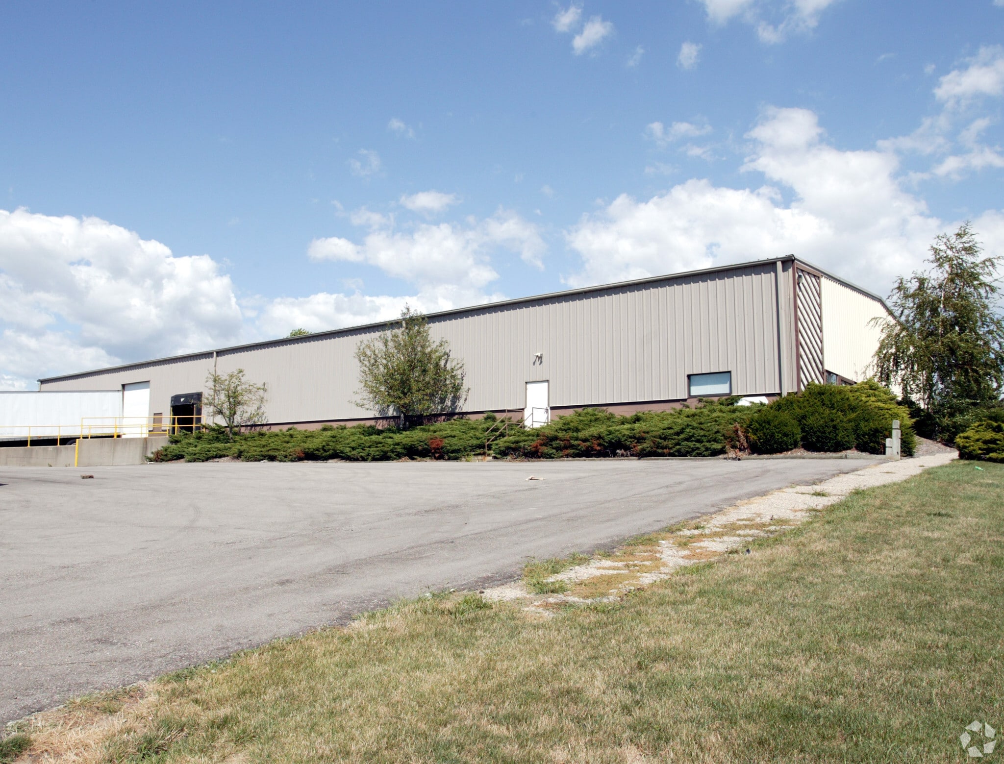 3239 3 Mile Rd NW, Grand Rapids, MI for Sale