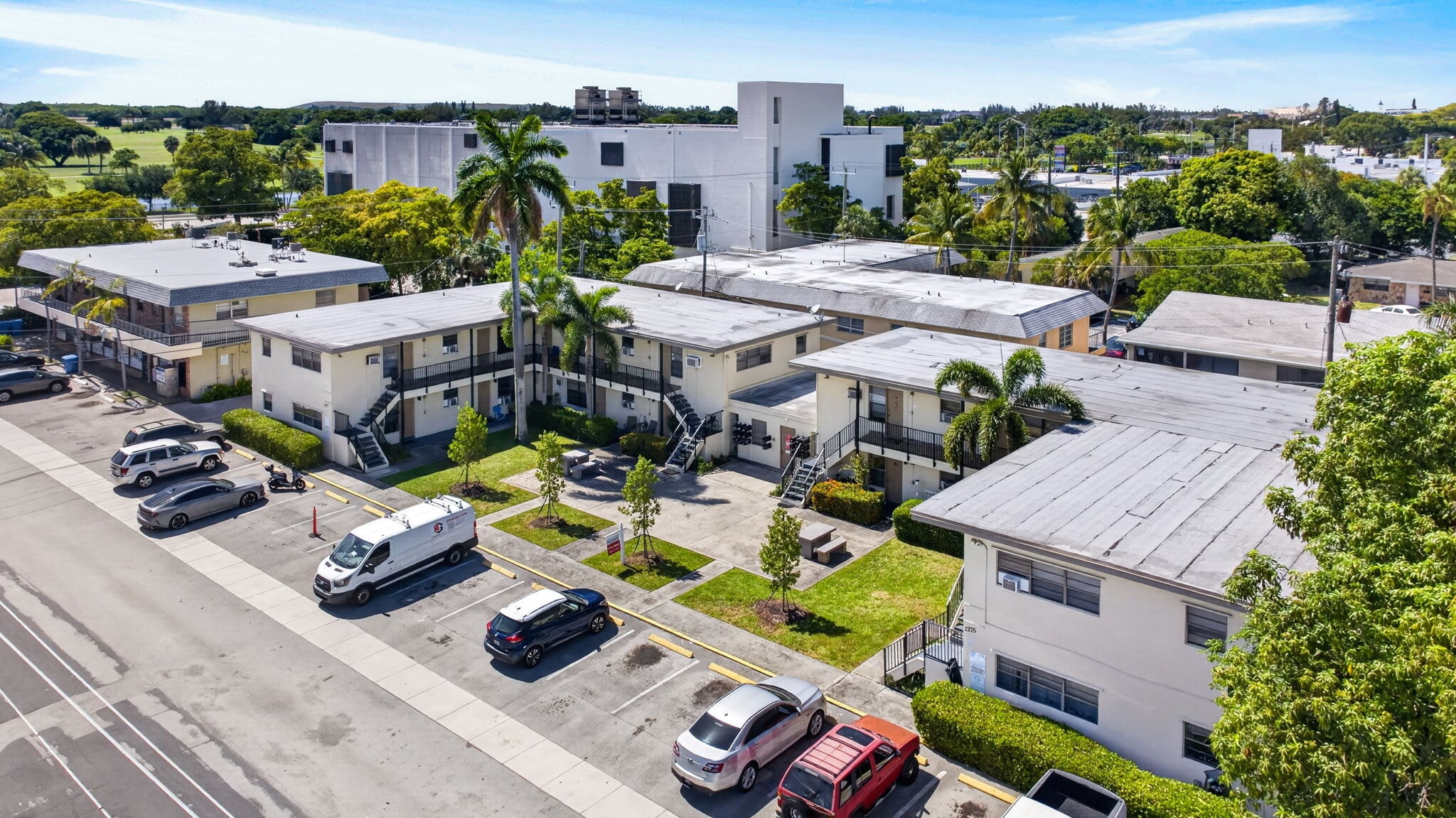 2275-2281 NE 12th St, Pompano Beach, FL for Sale