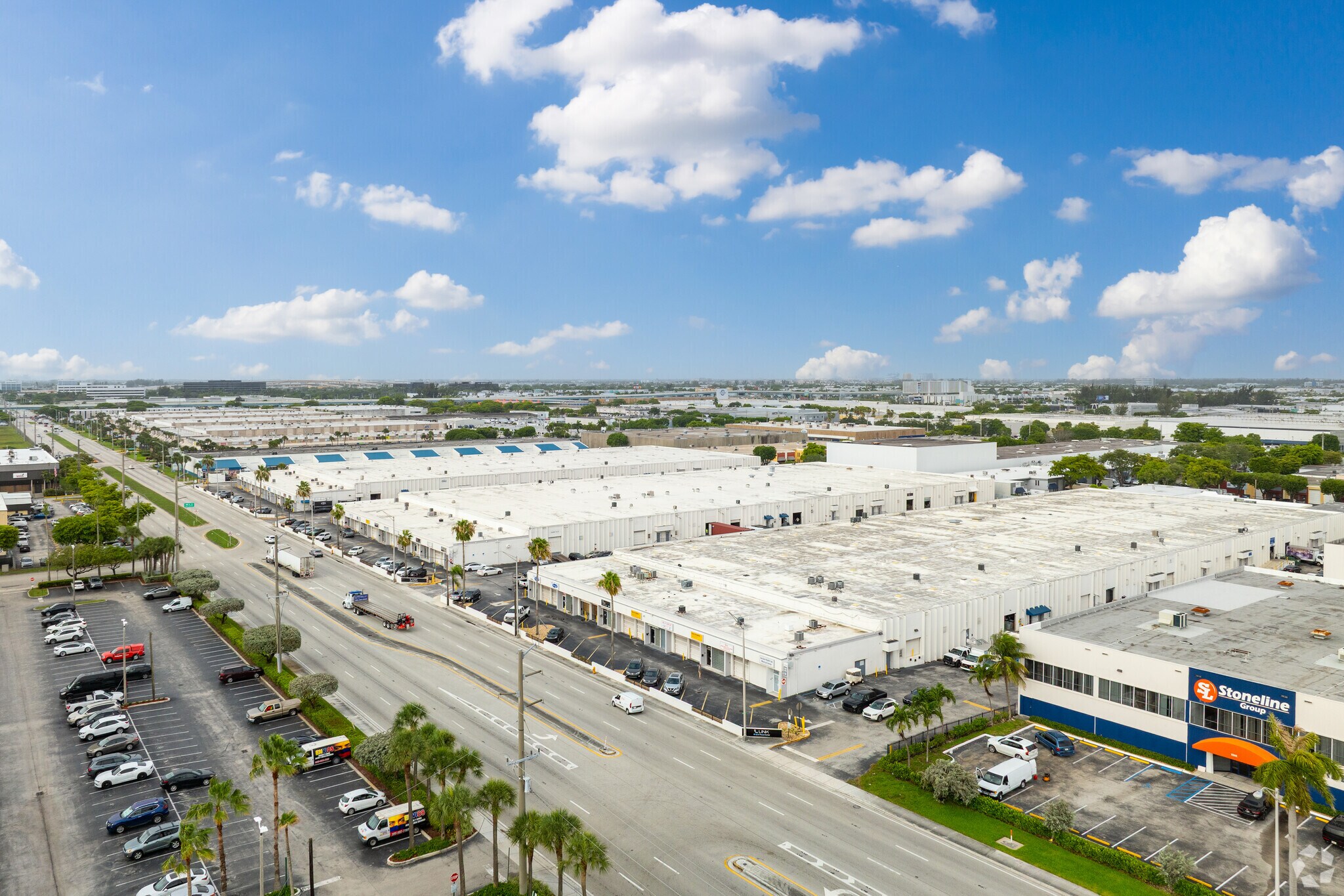 7212-7282 NW 33rd St, Miami, FL for Rent