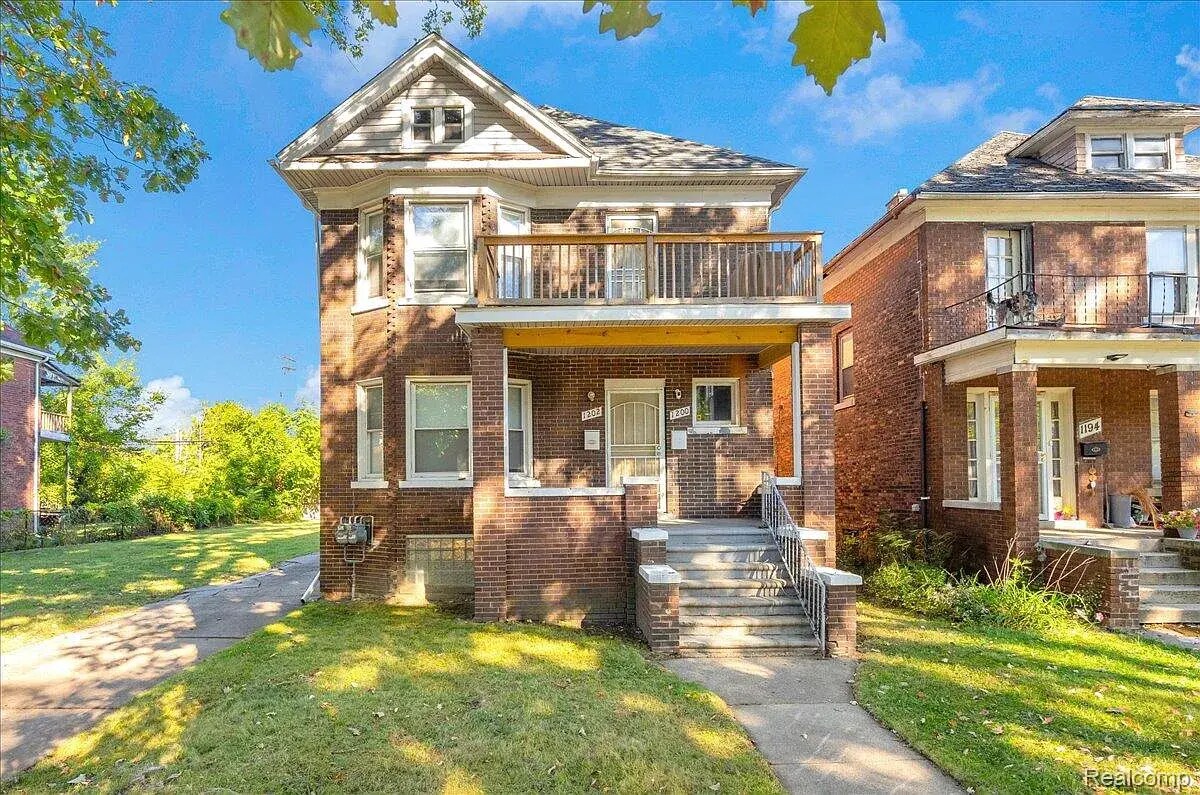 1202 Lawrence St, Detroit, MI for Sale