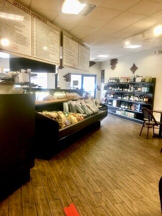 Bernardsville, NJ Freestanding - 167 Morristown Rd