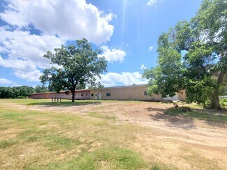 Willis, TX undefined - 14077 N Highway 75