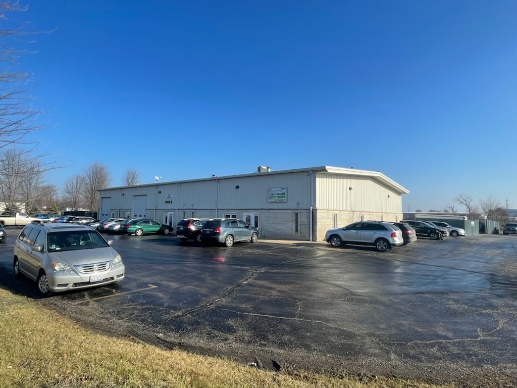 10117 S Bode Rd Plainfield, IL 60585 Industrial Property for Lease on