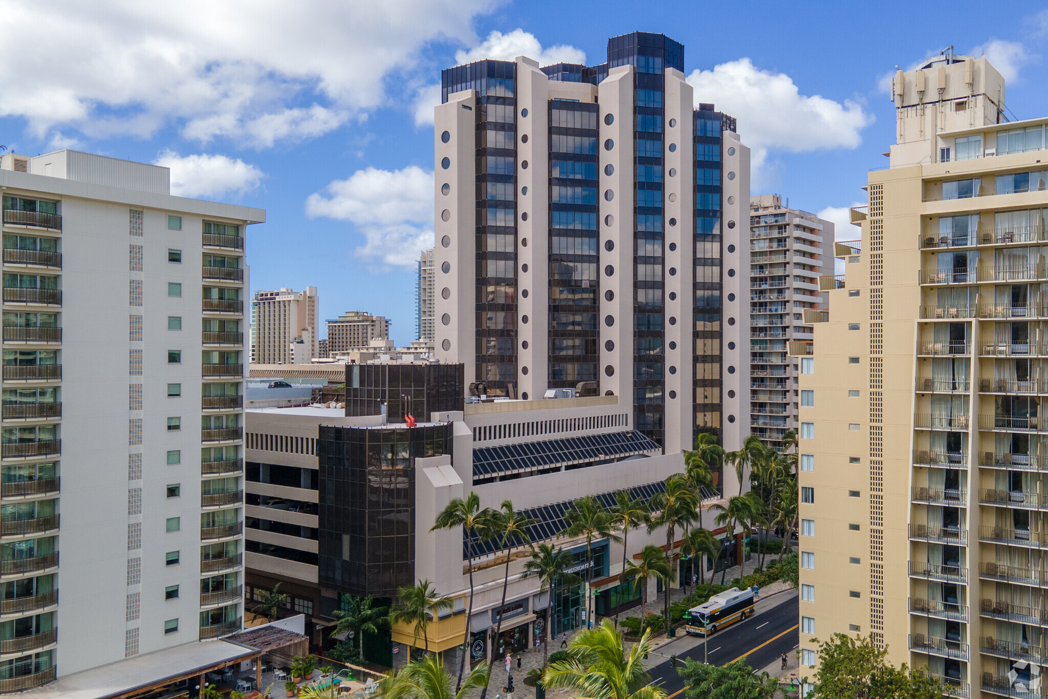 2255 Kuhio Ave, Honolulu, HI for Rent