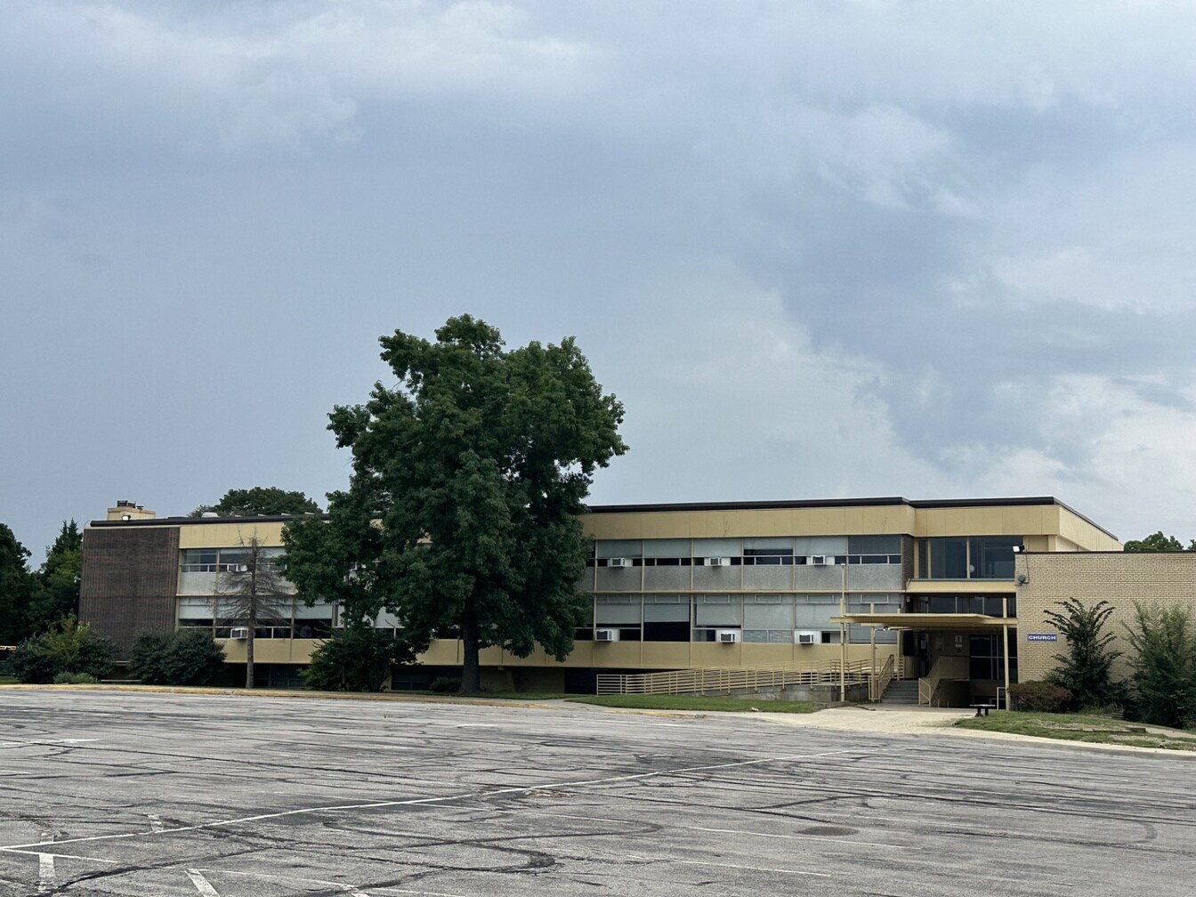 9020 East 51st Terrace, Kansas City, MO for Rent