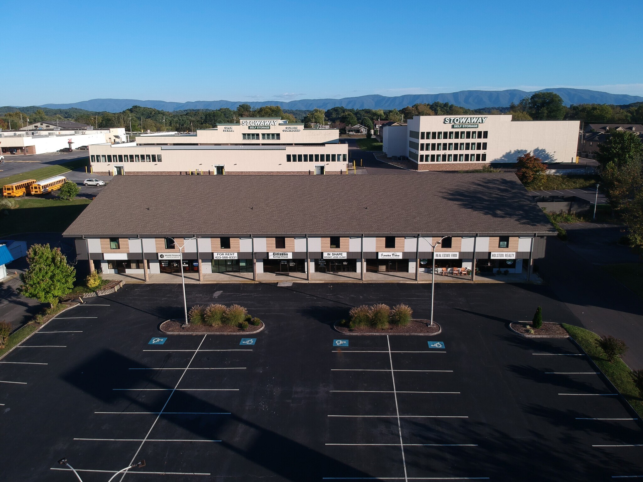 1135 Volunteer Pky, Bristol, TN for Rent