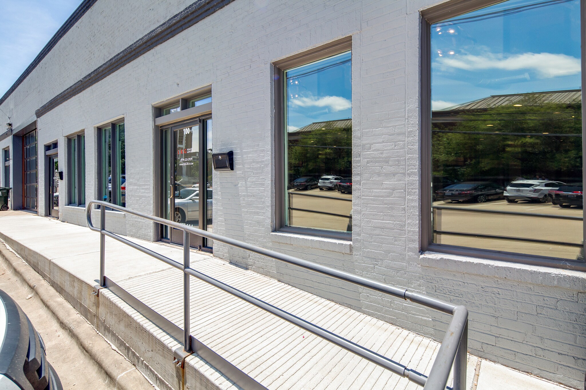 100 N Parker Ave Bryan, TX 77803 Office Property for Lease on