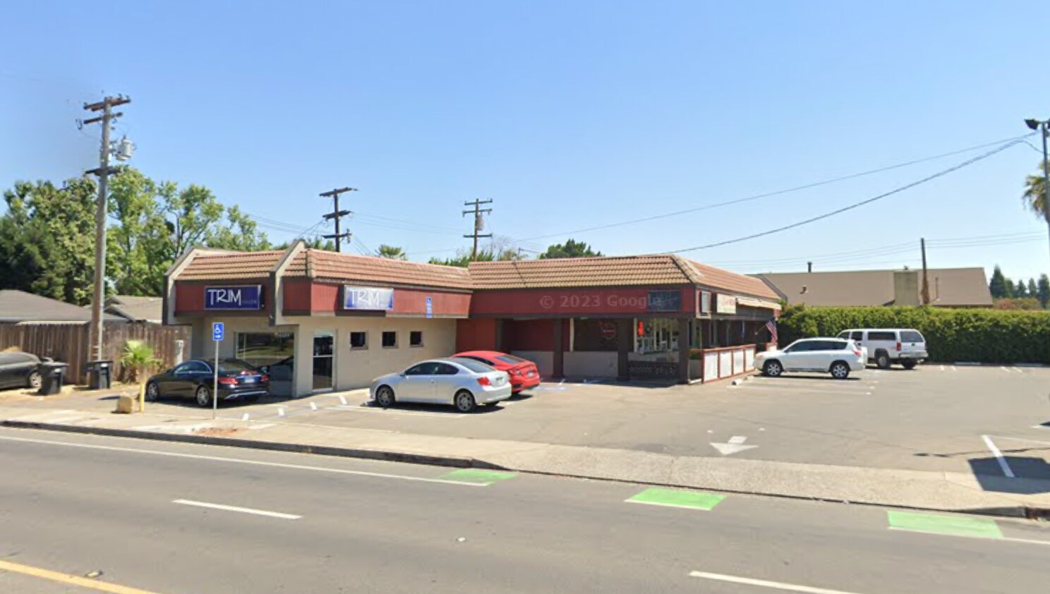 1224 Tully Rd Modesto, CA 95350 Retail Property for Lease on