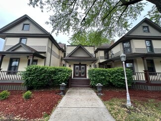 Naperville, IL Office - 121 N Washington St