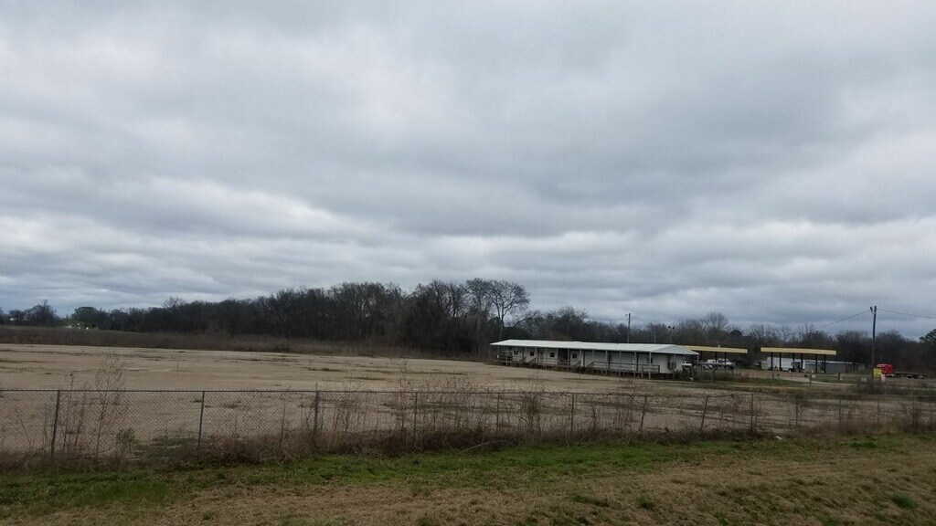 1509 River Rd Boyce, LA 71409 Land Property for Lease on