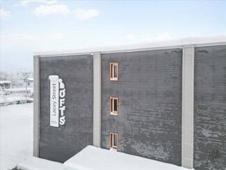 Fairbanks, AK Apartments - 1533 Lacey St