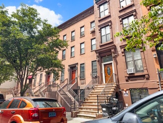New York, NY Multi-Family - 161A W 129th St