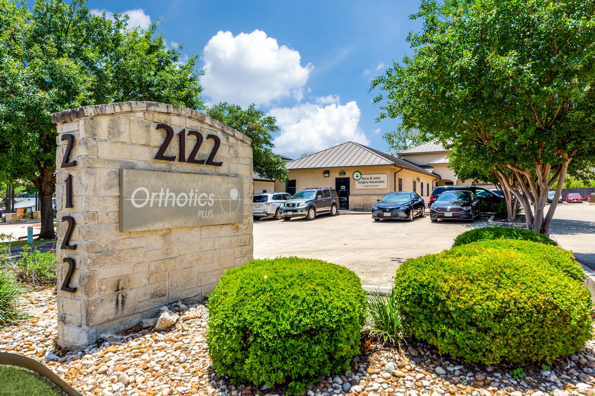 2122 Babcock Rd, San Antonio, TX for Sale