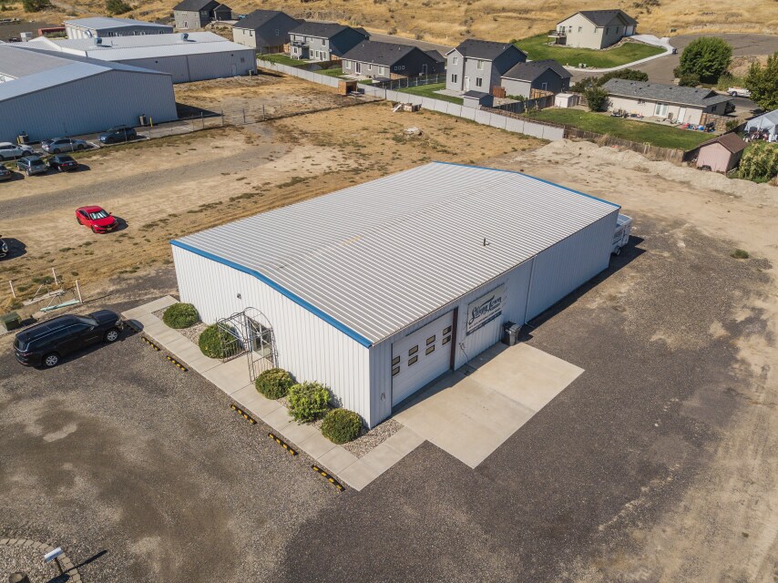 1560 Dale Ave Benton City, WA 99320 Industrial Property for Sale on