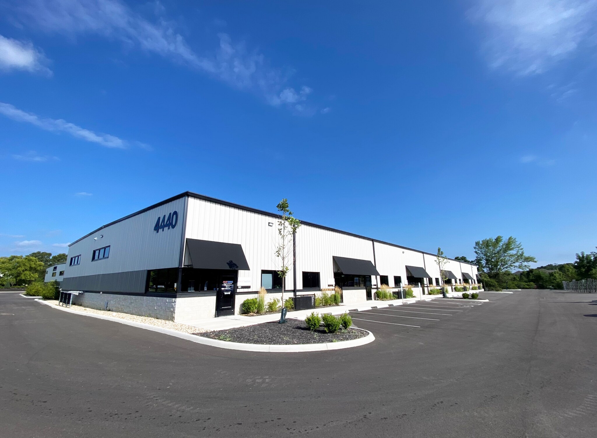 4440-4460 Reynolds Drive, Hilliard, OH for Rent