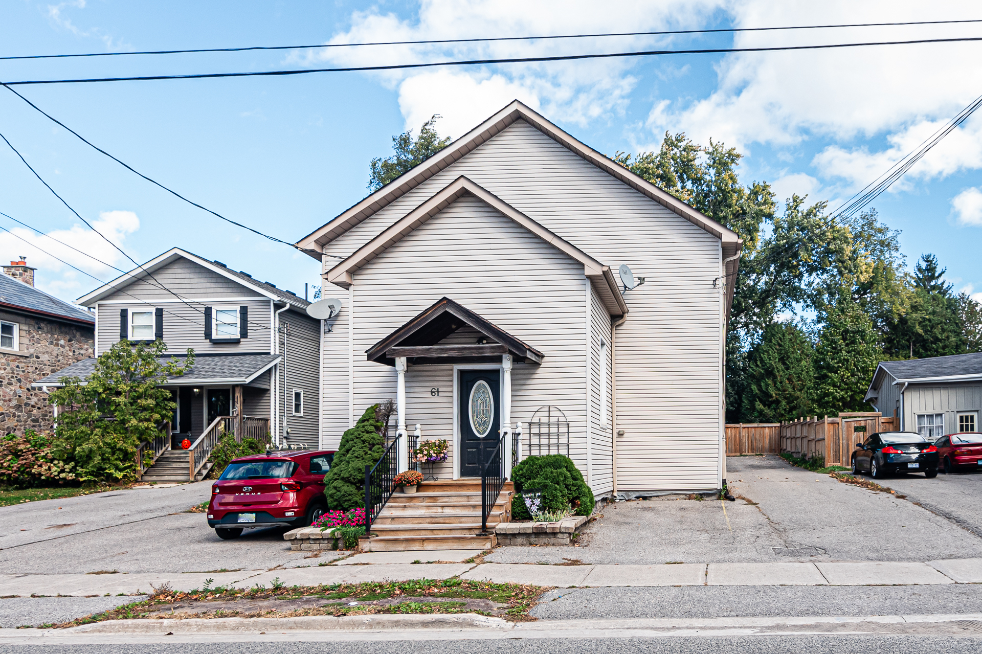 61 Main St S, Uxbridge, ON for Sale