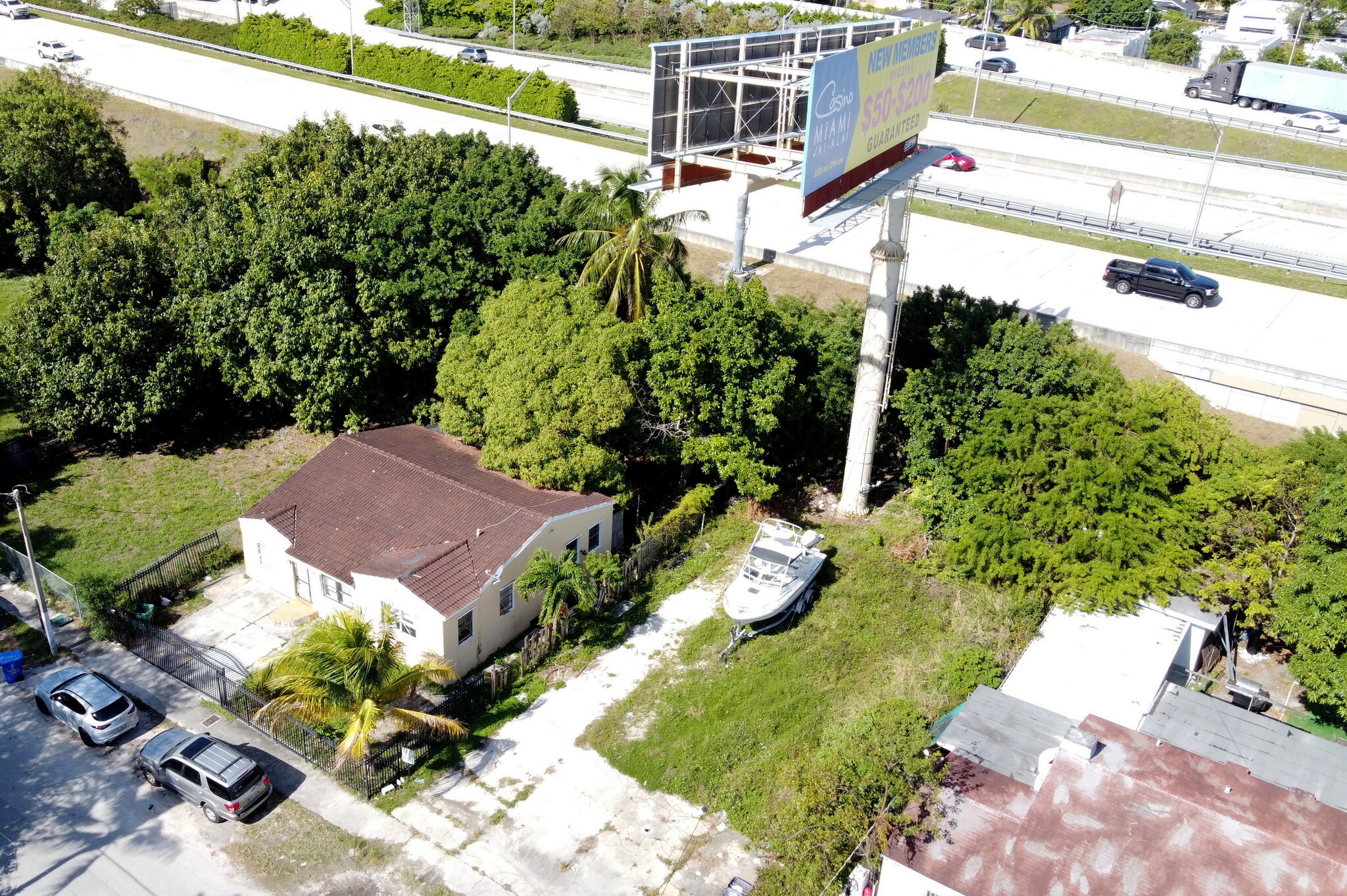 321 NW 37th St, Miami, FL for Sale