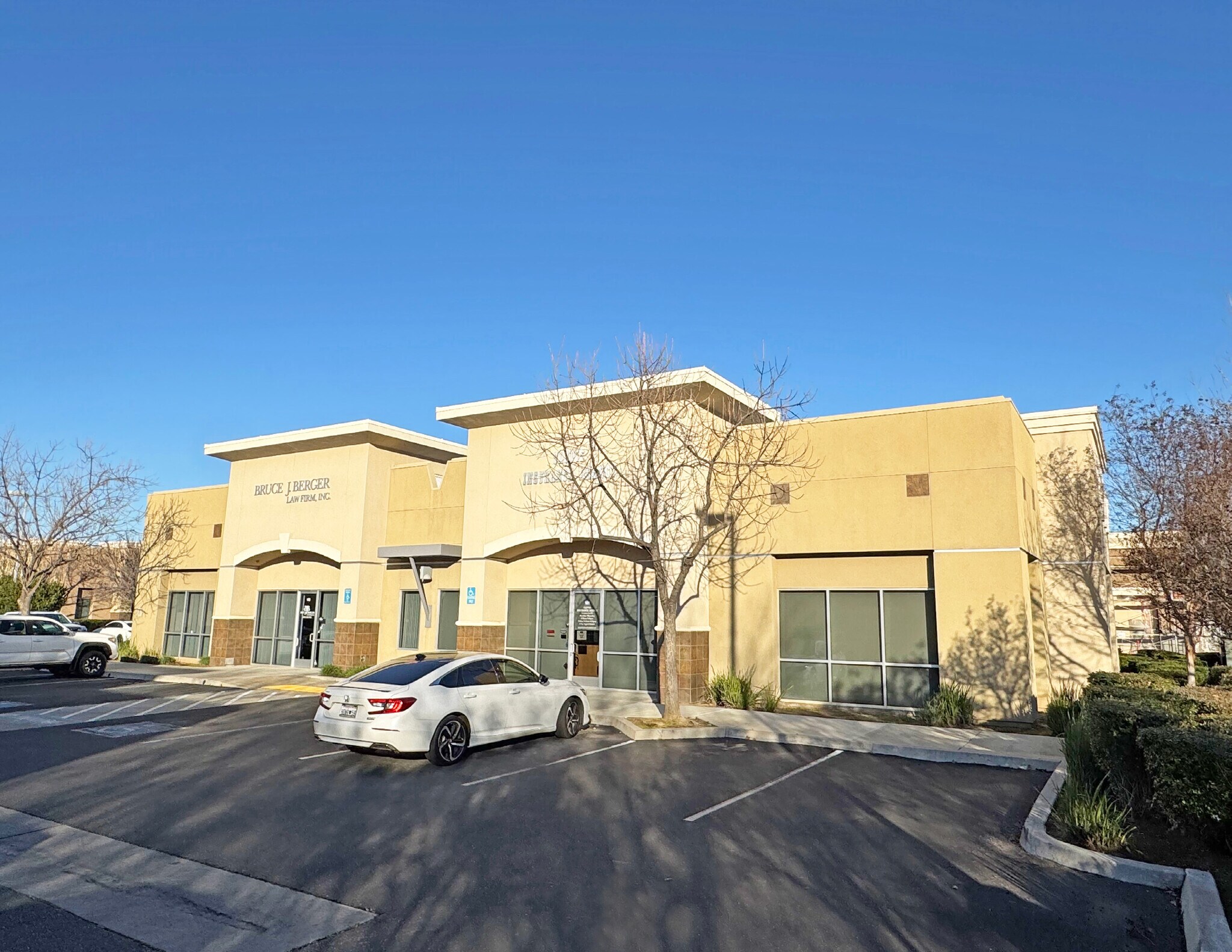 2101 Herndon Ave, Clovis, CA for Rent