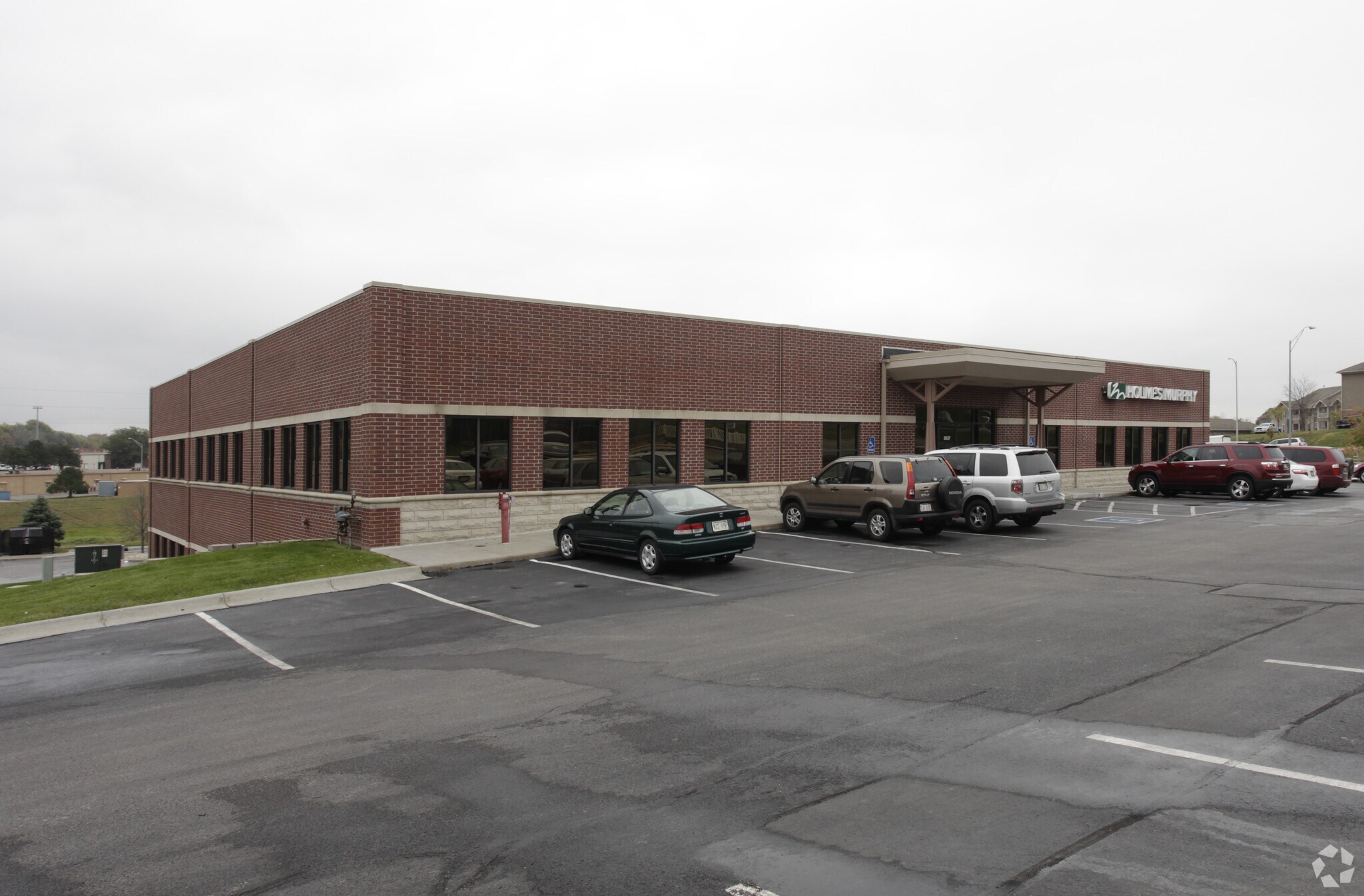2637 S 158th Plz, Omaha, NE for Rent